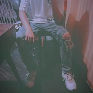 Meet your Posher, Khoi